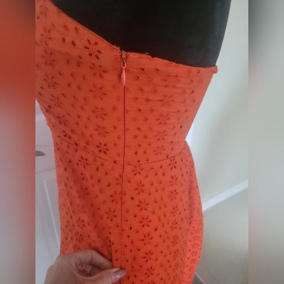 Old Navy Strapless Eyelet Dress - Picture 5 of 9